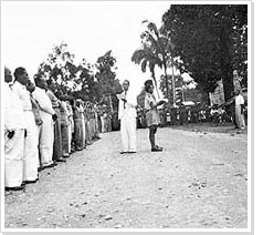 Ceremonie na de proclamatie van de RMS, Ambon, 2 mei 1950