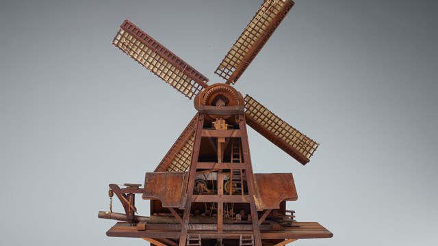 Model houtzaagmolen uit 1795